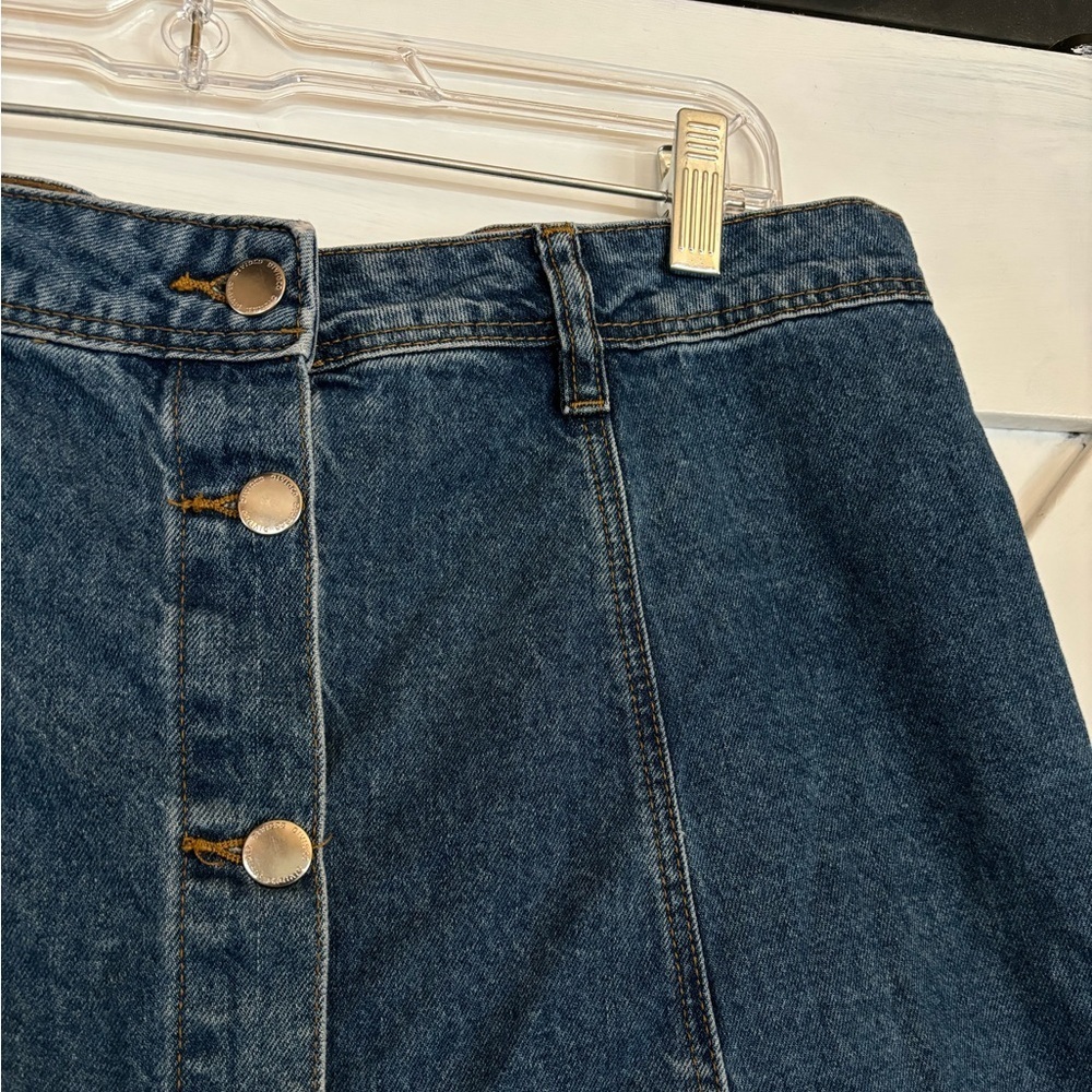 🔸H&M Jean Skirt - Picture 3 of 4